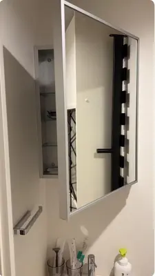 a bathroom with a mirror and a sink at \u6574\u5957\u9ad8\u7ea7\u79c1\u4eba\u516c\u5bd3 \u667a\u80fd\u5bb6\u7535 \u79cb\u53f6\u6e90 \u4e0a\u91ce \u94f6\u5ea7 \u65b0\u5bbf \u6d89\u8c37\u591a\u5730\u76f4\u8fbe in Tokyo
