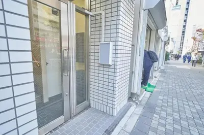 a building with a door on the side of a street at Jazz Building 4F5F - Vacation STAY 28953v in Tokyo