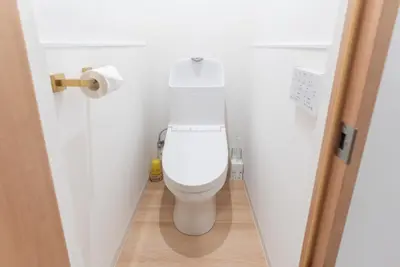 a bathroom with a white toilet in a stall at \u79cb\u8449\u539f\u307e\u30677\u5206 \u6d45\u8349\u6a4b\u307e\u30674\u5206 \u79cb\u8449\u539f7\u5206 \u6d45\u8349\u6a4b4\u5206 \u30ad\u30c3\u30c1\u30f3 \u9326\u7cf8\u753a\u99c5\u8fd1 \u6d17\u9762\u53f0\u30b7\u30e3\u30ef\u30fc\u5ba4\u304c\u5225 \u30bb\u30df\u30c0\u30d6\u30eb\u30d9\u30c3\u30c9\u4e8c\u3064 301\u90e8\u5c4b in Tokyo