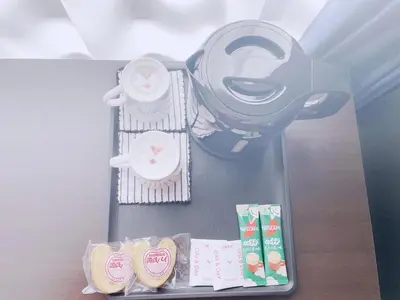 a table with a hair dryer and some food at ksi\u5357\u5e38\u76e4\u53f0501 in Tokyo