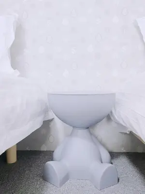 a white toilet in a room with two beds at ksi\u5357\u5e38\u76e4\u53f0501 in Tokyo