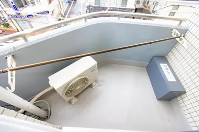 a balcony of a boat with a fan at ksi\u5357\u5e38\u76e4\u53f0501 in Tokyo