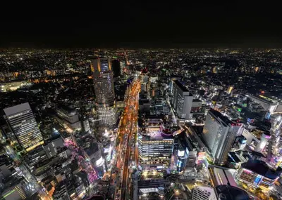an aerial view of a city at night at \u65b0\u5f00\u4e1a\u6da9\u8c37\u5168\u65b0\u88c5\u4fee2\u5ba41\u5385\u6da9\u8c37\u7ad9\u5f92\u6b656\u5206\u591a\u6761\u5730\u94c1\u7ebf\u8def\u76f4\u8fbe\u4e0a\u91ce\u65b0\u5bbf\u6c60\u888b\u539f\u5bbf\u94f6\u5ea7\u6210\u7530\u7fbd\u7530\u673a\u573a\u514d\u8d39wiff in Tokyo