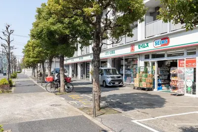 a small car parked in front of a store at THE Dorchester α in Tokyo