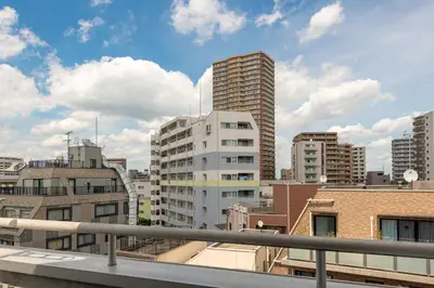 a view of a city skyline with tall buildings at \u30a2\u30b9\u30d4\u30a2503 in Tokyo