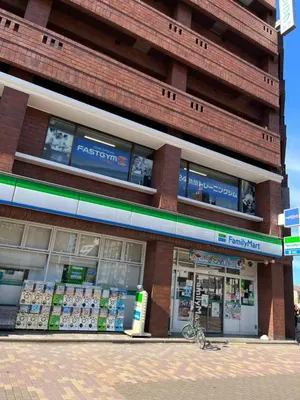 a store on the side of a brick building at Tokyo Link House Halona-Direct to Shinjuku, Shibuya, Ginza in Tokyo