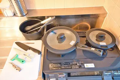 a stove top with a frying pan on top of it at LCE203 6min Shimo Sta 13min Akabane Max 8 in Tokyo