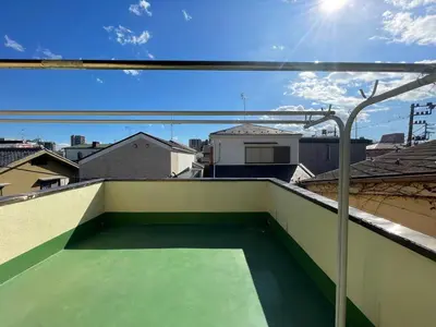 a view from the roof of a building at \u5c0f\u5ca93LDK\u4e00\u8ed2\u5bb6 3 BDR House in Koiwa \u548c\u5fc3\u306e\u5bb6 in Tokyo