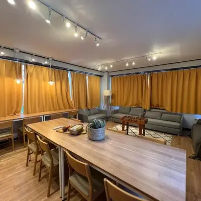 Takashi Vada Home