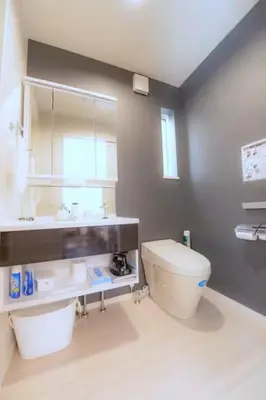a bathroom with a toilet and a sink at \u795e\u5bae\u524d2\u4e01\u76ee in Tokyo