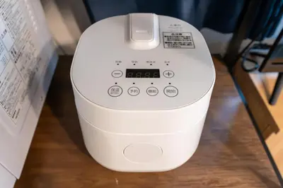 a white food processor sitting on top of a table at Open Sale Asakusa Skytree Hotel like space 3 minutes from the station in Tokyo