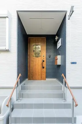 a front door of a building with a stair case at \u5343\u5c0b 130t in Tokyo