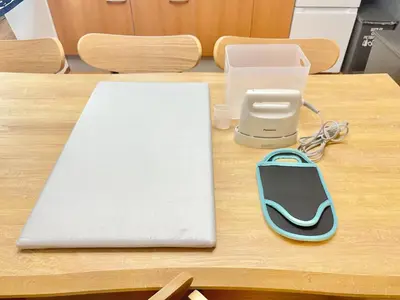 a desk with a computer mouse on a table at Senjushuku FUJI 201 \u5317\u5343\u4f4f in Tokyo