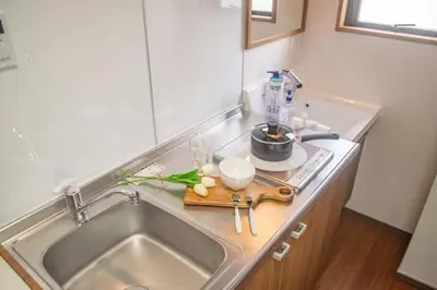 a kitchen counter top with a sink and a sink at \u4e1c\u4eac\u90fd\u4e2d\u91ce\u533a in Tokyo