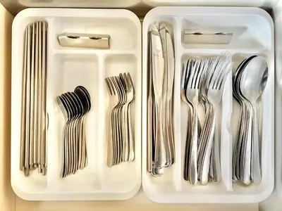 a plastic tray with forks and spoons andsilverware at Skytree Tokyo Apartment Ohanachaya in Tokyo