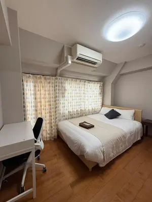 Gallery image of \u65b0\u5bbf\u533aShinjuku\u65e9\u7a3b\u7530\u5927\u5b66\u5f92\u6b653\u5206\u949f \u76f4\u8fbe\u65e5\u672c\u6865\u6c60\u888b\u65b0\u5bbf\u4e0a\u91ce 2DK \u4e24\u5ba4 40\u5e73\u5357\u5317\u901a\u900f\u53cc\u9633\u53f0 \u5e26\u7535\u68af in Tokyo