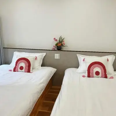 浅草花日美居 Asakusa Hanahi 302 Twin Room 4 min walk to Sensoji Temple Direct access to Narita Haneda Airport