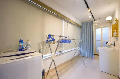 a room with a drying rack in a kitchen at \u4e94\u53cd\u91ce in Tokyo