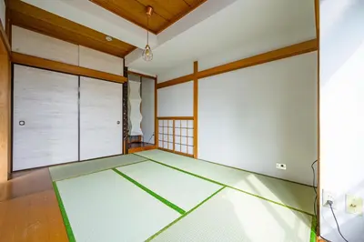 an empty room with at \u4e94\u53cd\u91ce in Tokyo
