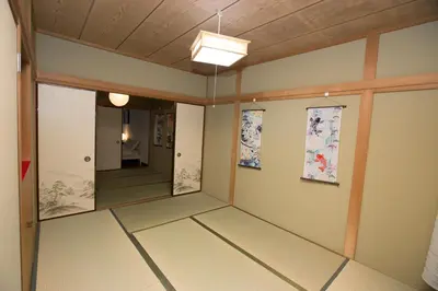 a room with a hallway with a mirror at Shinagawa-ku - House - Vacation STAY 19990 in Tokyo