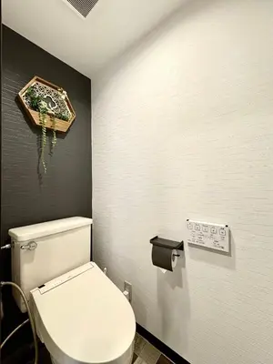 a bathroom with a white toilet in a room at Oji\u6b63\u548c\u30d3\u30eb in Tokyo