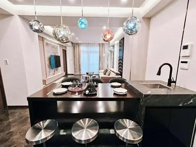 a kitchen with a large island with a sink at A1 Shinjuku JR St 8 mins 4 bedrooms and 1 living room 2bathrooms 2toilets Max 12P Direct to Shinjuku Ueno Ginza Shibuya Ikebukuro Yoyogi Shinagawa \u65b0\u5bbf\u533a \u9ad8\u7530\u9a6c\u573a\u8f66\u7ad98\u5206\u949f 4\u5ba41\u53852\u6d74\u5ba42\u536b\u751f\u95f4 \u6700\u592712\u4eba in Tokyo
