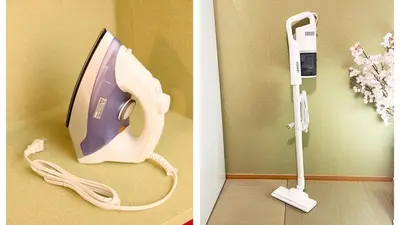 a phone sitting on the corner of a room at 1Transfer at Shibuya 5min Walk from Shin-Koiwa Stn Direct Narita Easy Access Disney CVS 30s \u6e0b\u8c37\u4e57\u63db1\u56de\u99c5 \u5f92\u6b695\u5206 \u30b3\u30f3\u30d3\u30cb\u5f92\u6b6930\u79d2 \u6210\u7530\u7a7a\u6e2f\u307e\u3067\u76f4\u901a \u30c7\u30a3\u30ba\u30cb\u30fc\u30ea\u30be\u30fc\u30c8\u307e\u3067\u30a2\u30af\u30bb\u30b9\u629c\u7fa4 in Tokyo