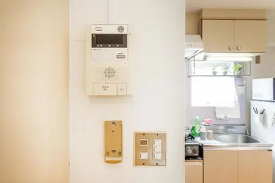 a kitchen with a sink and a microwave at 603 8 min walk to Ikebukuro 6 min walk to Kanamecho Station25m Max 2 people Direct access to Tokyo, Shinjuku, Shibuya, Ueno in Tokyo