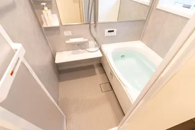 a bathroom with a tub and a sink at \u5922\u306e\u5bbf \u6b05 138t in Tokyo