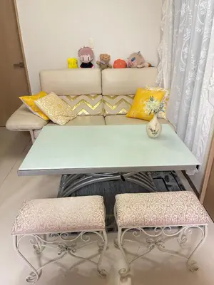a white table with two chairs and stuffed animals on it at \u671b\u6708\u30cf\u30a6\u30b9101 in Tokyo
