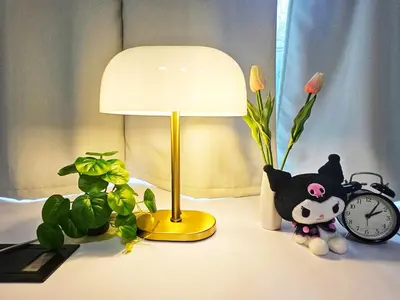 a table with a lamp and a stuffed animal and a clock at OPEN#\uc2e0\uc8fc\ucfe05\ubd84#\uc2dc\ubd80\uc57c10\ubd84#\ud3b8\uc758\uc8102\ubd84#\ucd5c\ub3008\uba85#\uc608\uc05c\uc9d1#\uce68\uc2e43#114m2#\uce68\ub3005#\ube54\ud504\ub85c\uc81d\ud130 in Tokyo