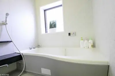 a bath tub in a bathroom with a window at Corpo HARU 101 - Vacation STAY 23522v in Tokyo