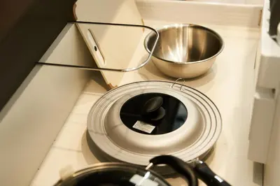 a kitchen counter with a bowl and a sink at LIVECASA\u8535\u524d 2mins to Kuramae station in Tokyo