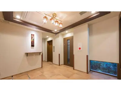 an empty hallway with an aquarium in a building at ASTA HOTEL - Vacation STAY 87210v in Tokyo