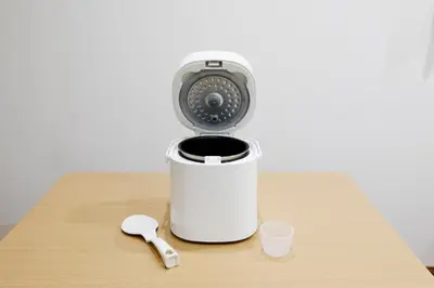 a food processor sitting on top of a table at LIFE TOWN Nishiarai II in Tokyo