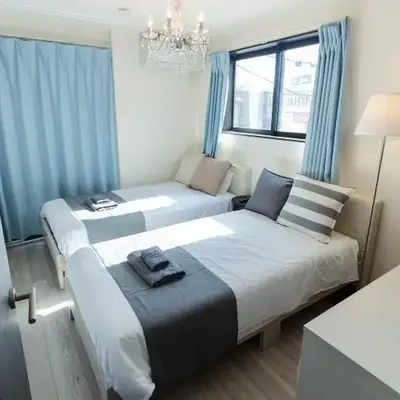 Tokyo Skytree 201 Elegance Blue Twin Room with Bath and WC