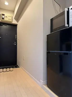 a room with a door with a television and a door sidx sidx sidx at \u65e9\u7a3b\u7530\u5927\u5b66\u5f92\u6b653\u5206 \u76f4\u8fbe\u65e5\u672c\u6865\u6c60\u888b\u65b0\u5bbf\u4e0a\u91ce \u5357\u5317\u901a\u900f\u6709\u7535\u68af \u5468\u8fb9\u751f\u6d3b\u4fbf\u5229 in Tokyo