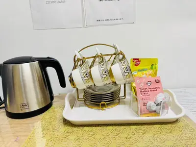 a coffee maker sitting on top of a table at Shinagawa City \u834f\u539f201-SN0480 in Tokyo