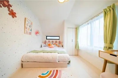 a childs bedroom with a bed and a desk at nishiotiai,shinjukustation12 minutes by train in Tokyo