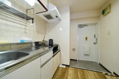 a kitchen with a sink and a counter top at 22\u30e1\u30be\u30f3\u30b8\u30e5\u30cd\u30b9 in Tokyo
