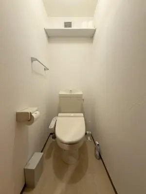 a bathroom with a white toilet in a room at ISSHUKU NOMA\u6c60\u888bII 205 - Quad Room in Tokyo