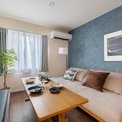 Suzume sky house
