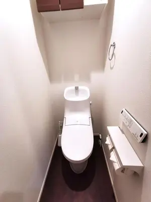 a bathroom with a toilet in a small room at Private Hotel Skytree Garden in Tokyo