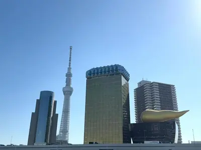 a view of the city of toronto with the cn tower at ROLES Ryusen 901 in Tokyo
