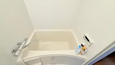 a white sink in a white room with a sink at Higashi-Jujo-house \u7950\u6cfd KI0478 in Tokyo