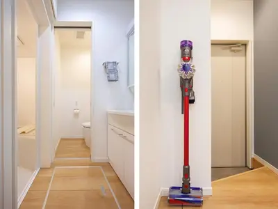a room with a robot on the wall next to a bathroom at Negishi 101-TT0029 in Tokyo