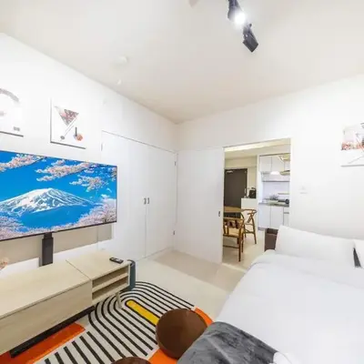 8 mins walk to Ikebukuro