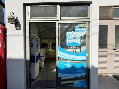 a glass door with a picture of a boat on it at 3-mins walk from Hibiya Line station in the Ueno area of Taito city, 2-bed private rental, 8 mins direct to Akihabara, 24 mins to Ginza in Tokyo