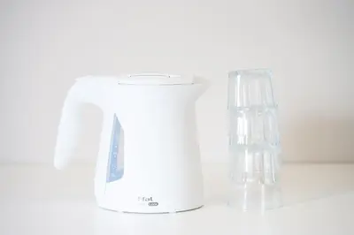 a white blender sitting on top of a counter at Ogi-Ohashi Apartment in Tokyo