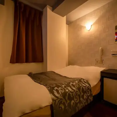 Hotel Peace (Adult Only)